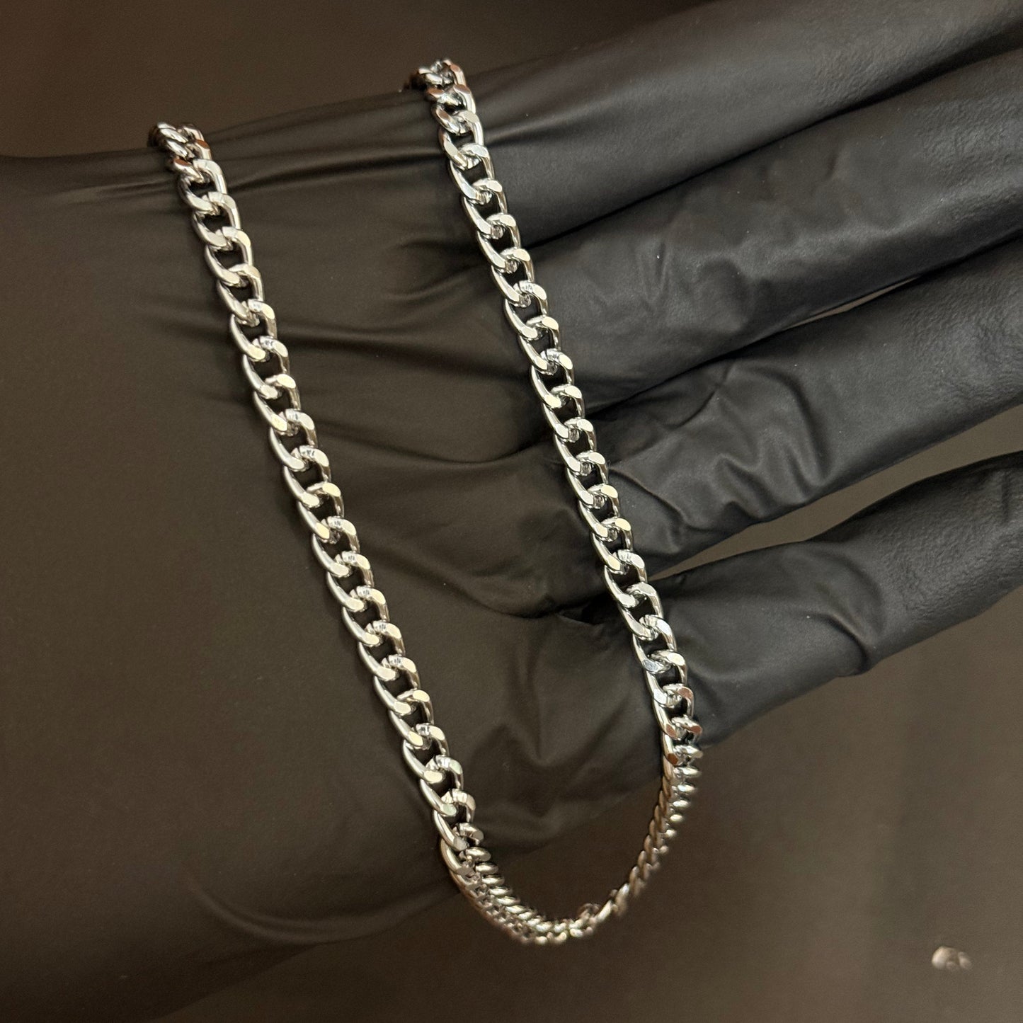 Cuban Chain Necklace - Stainless Steel - 20 Inches