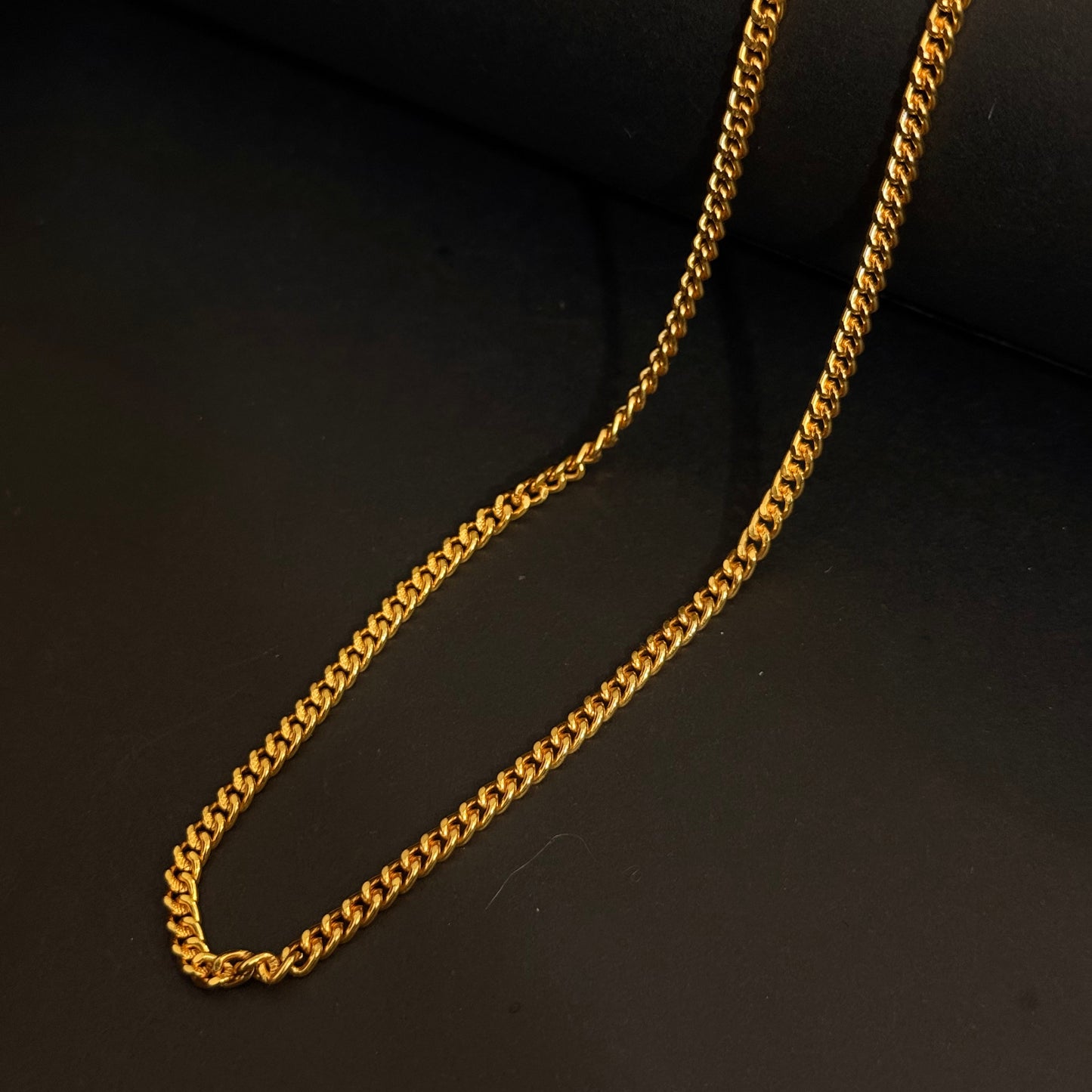 Curb Chain Necklace - Stainless Steel - 20 Inches