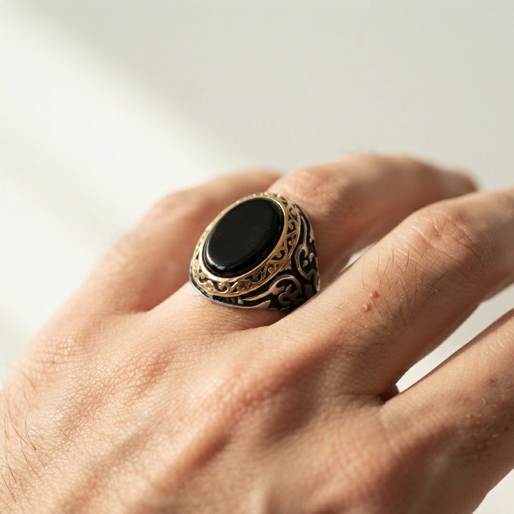 Men's Heritage Black Stone Signet Ring