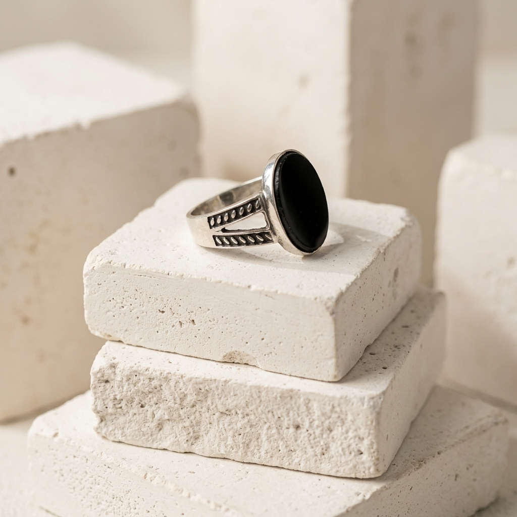 Men's Wire Inlay Oval Black Stone Signet Ring