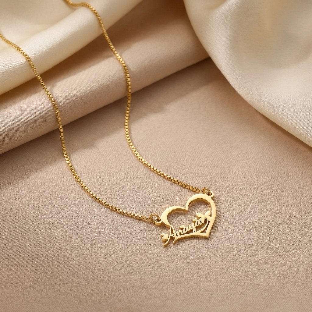 Minimal Heart Personalized Name Necklace